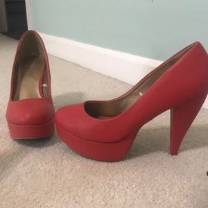 Coral/red heels